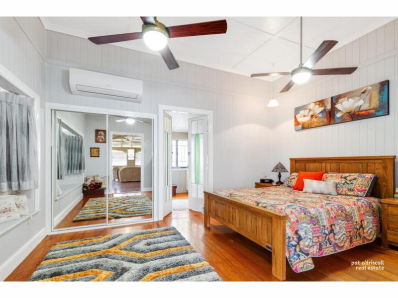 94 Davis Street, The Range QLD 4700